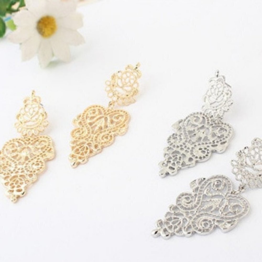 Jewelry Drop Earrings Retro style Vintage